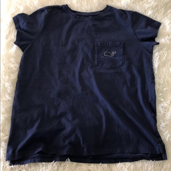 Vineyard Vines Top - Picture 1 of 4
